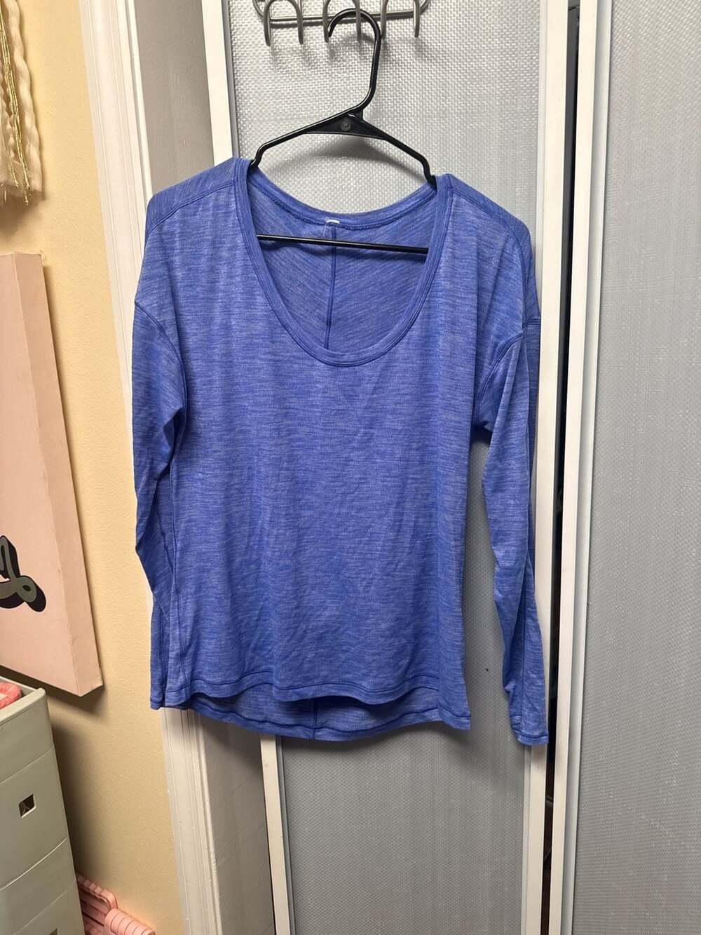 Lululemon Meant to Move Long Sleeve Heathered Blue Scoop Neck Top